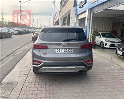 هيونداي سانتافي